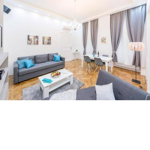 Dominik Apartment