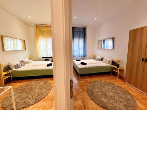 Double Treat Central Apartment by NW