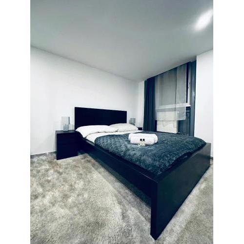 Downtown minimal studios