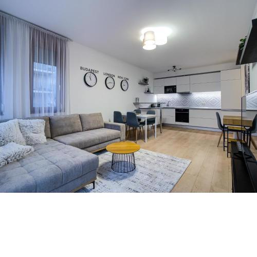 Duna Terrace Apartment