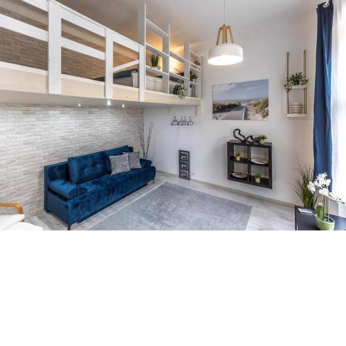 Eighth Wonder Apartment