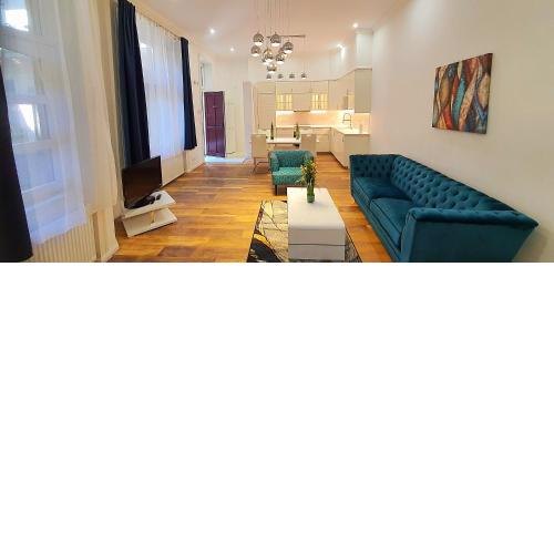 Elegant apartment under Buda Castle