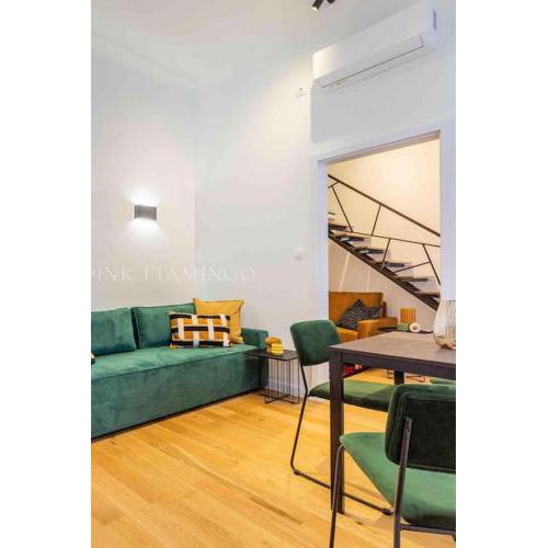 Elegant Stay Near Hungarian Museum by Pink Flamingo