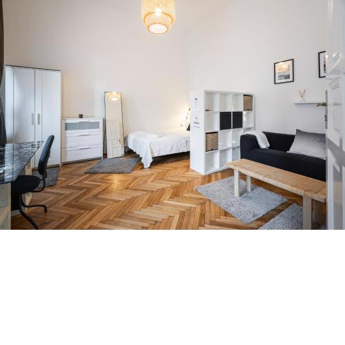 Elementa Luxe Apartment