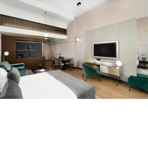 Emerald Downtown Luxury Suites by Continental Group