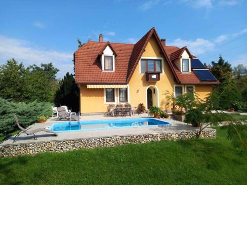 Éva Villa Gyenesdiás