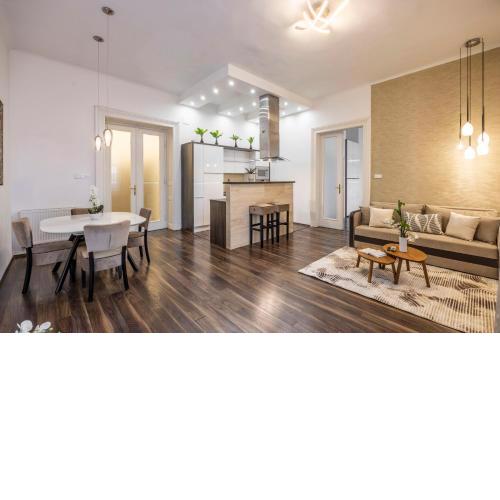 Exclusive & Charming City Center Residence w' Sauna