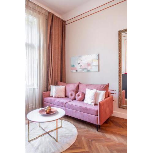 Exclusive & Stylish Central Apartment in the Heart of Budapest