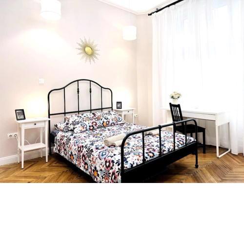 F1 Ultra Central Danube Flat