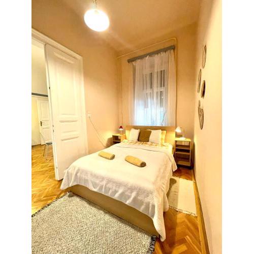 Fanni's Cosy Home Express Apartment in the City Centre