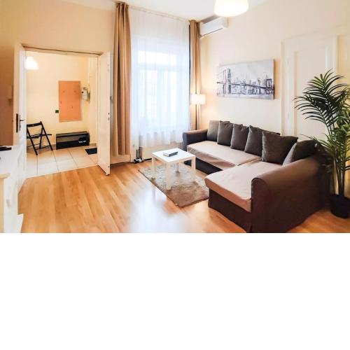 FilinHome Budapest Oktogon Suite