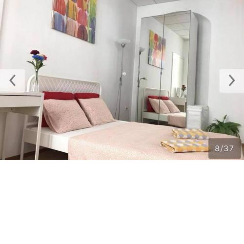 FlatMetro Rooms