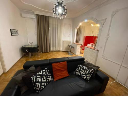 HearT of the city 2 bedrooms, living rooms, bathrooms, with AC