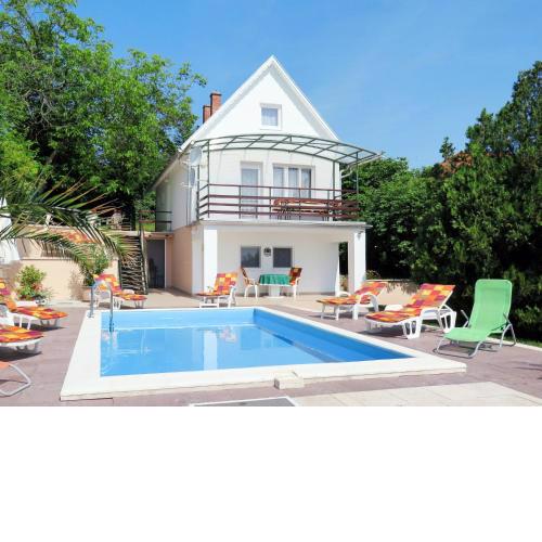 Holiday Home Annemarie by Interhome