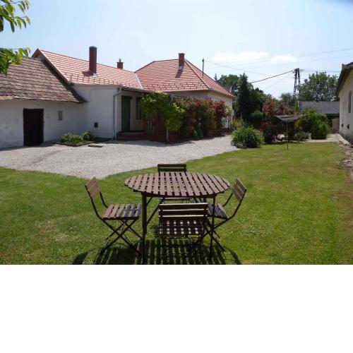 Holiday home Balatonbereny/Balaton 18150