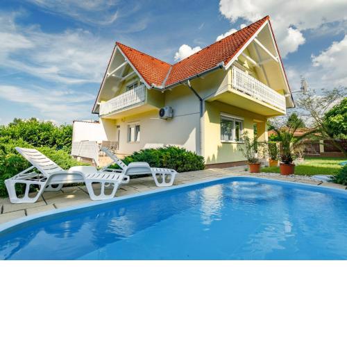 Holiday Home Edina - SZA115 by Interhome
