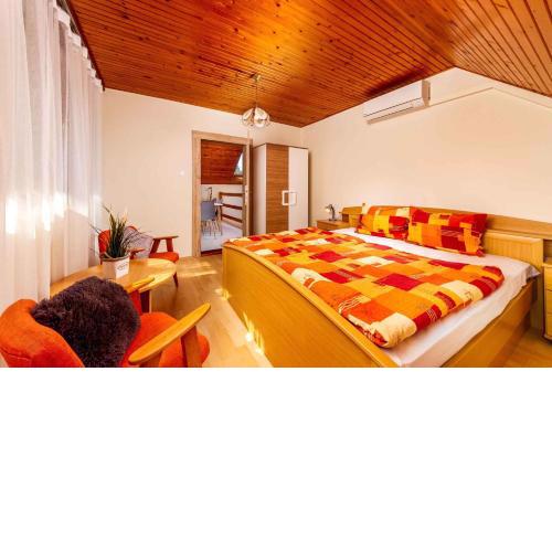 Holiday home in Balatonfenyves 44877
