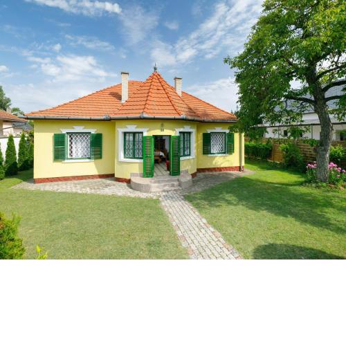 Holiday Home Stella by Interhome