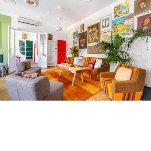 Huge & Stylish in the Center for up to 20 people