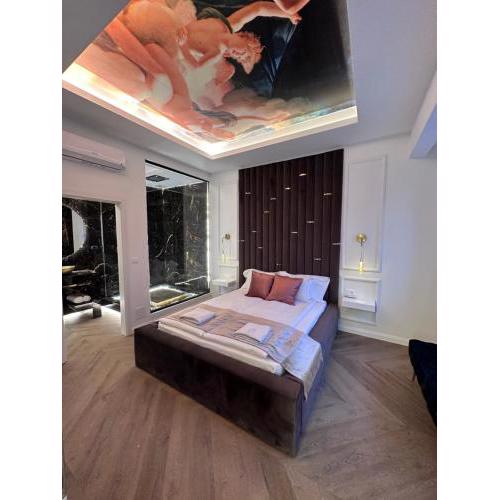 JACUZZI ROYAL SUITE