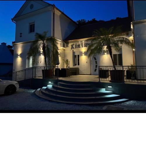 Kinizsi Udvar Apartmanház