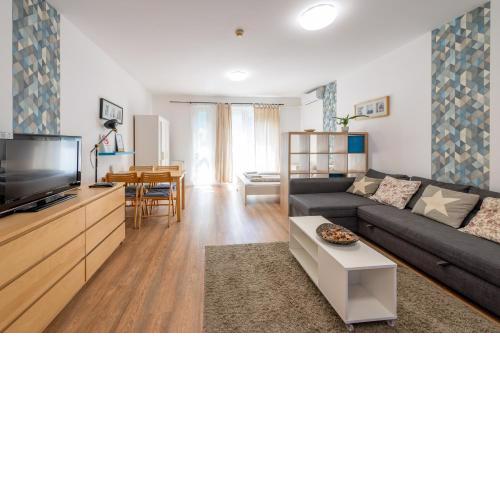 Klauzal 11-202 City Center Apartment