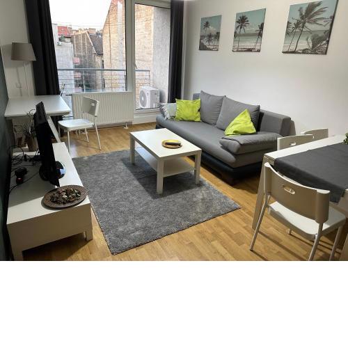 Lawrence Apartment