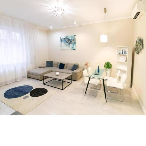 Lerissa Buda Residence