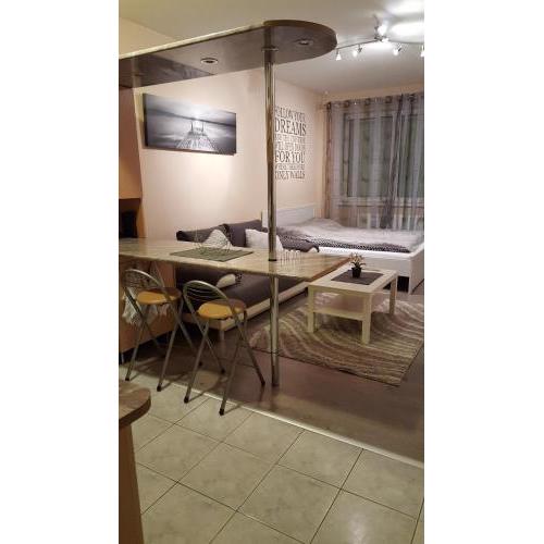 Liget Apartment, Terrace, Free Parking, AC