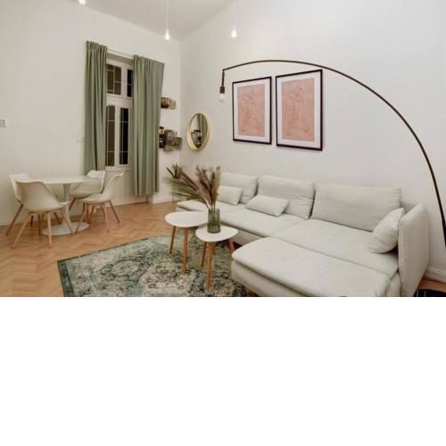 Lovely 3 bedrooms apartment in the Jewish quarter