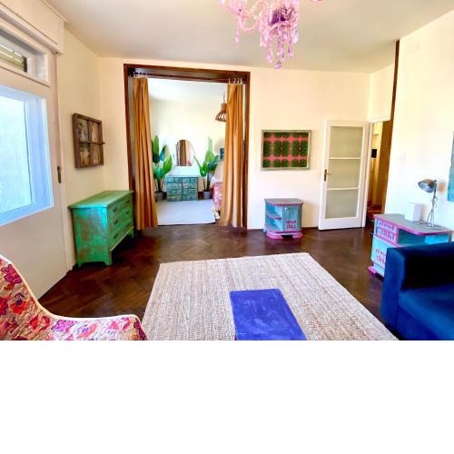 Lovely cosy Art flat