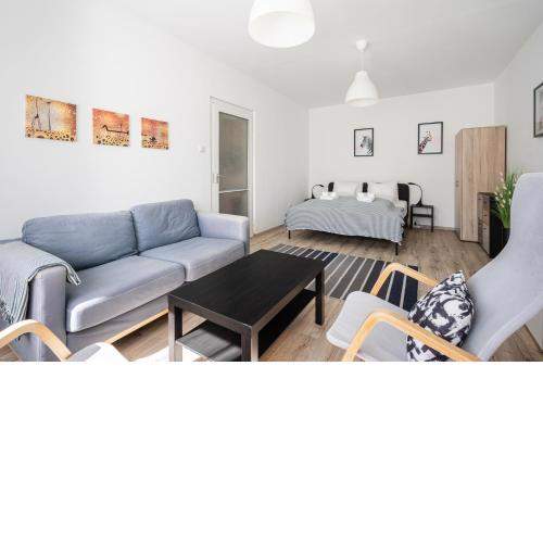 Lunar Love Apartment