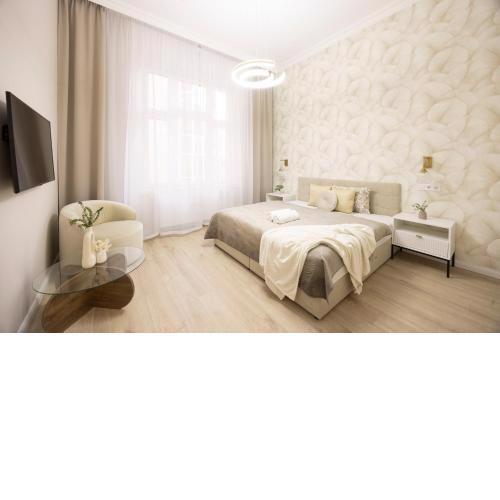 Luxurious & Elegance W18 Grand Suite w' Balcony by Prestige Homes