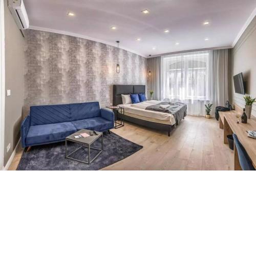 Luxury STUDIO for Treasure Seekers