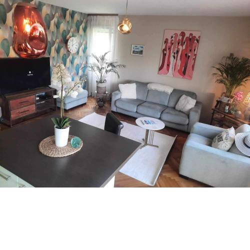 Luxury suny flat with excellent location