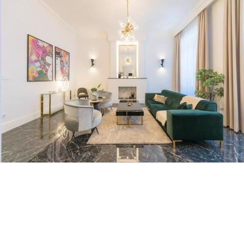 Marble inn - Budapest