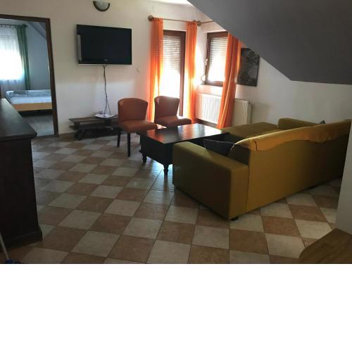 Márta Apartman