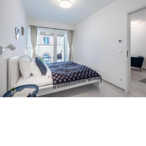 Modern apt in Authentic Central Area