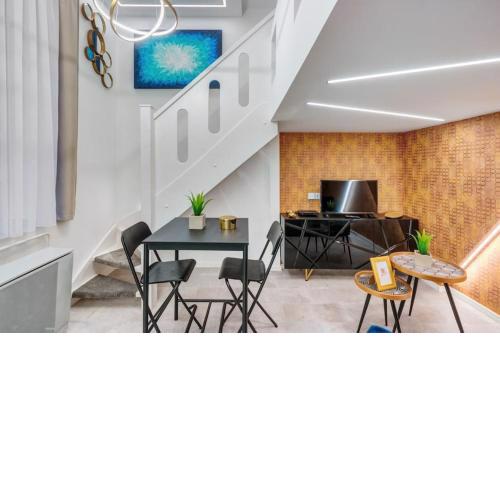Modern Luxe Retreat