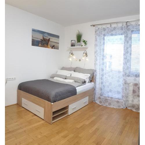 N14 Nap Apartment