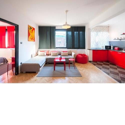 New Design Apartment by Gozsdu Court