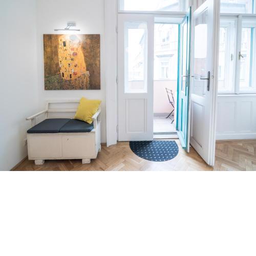 NewSunny Apartment at the BudaCastle