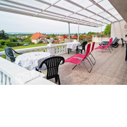 Nosztalgia Balaton Apartmanház