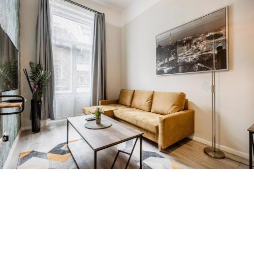 Ó Street 3 Bedroom Stylish Apartment