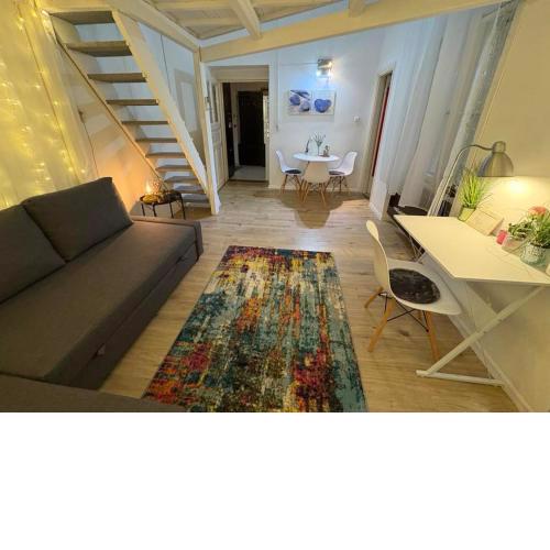 Oktogon Apartman Cozy Terrace
