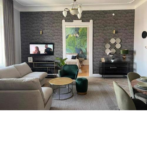 OrangeHomes Panthera Luxury Apartment