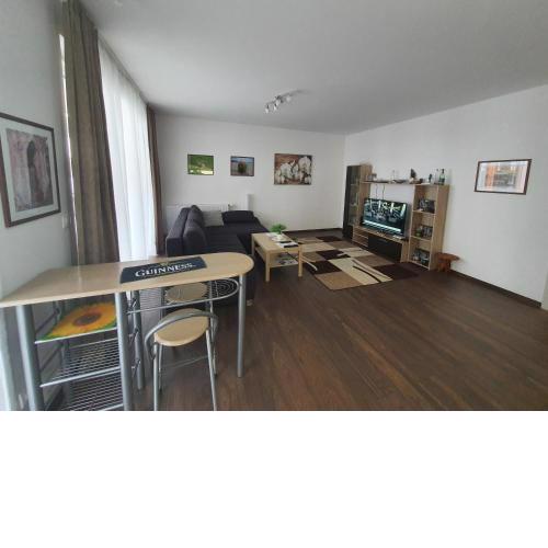 Park West Apartment - Free Parking