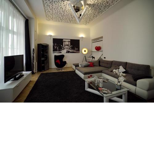Phoenix Apartment