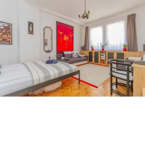 Poppy's Home by the Danube by NW