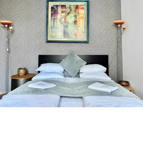 Premium Apartment by Hi5- CP with free parking